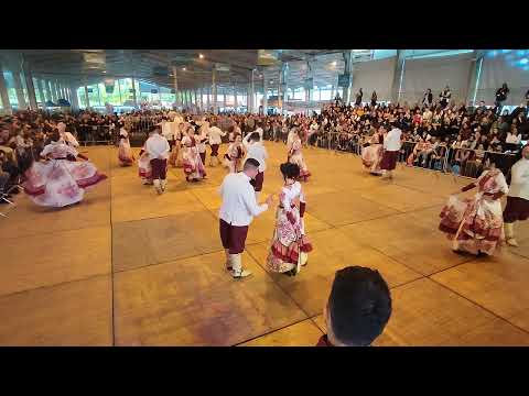 Invernada adulta CTG Carreteiros do Sul no rodeio artistico de Esteio
