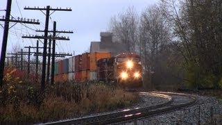 preview picture of video 'CP 9677 at Nashville (27OCT2012)'