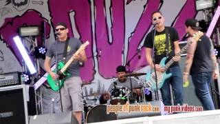 LESS THAN JAKE - Good Enough (Soundcheck) @ Pouzza Fest, Montréal QC - 2016-05-21