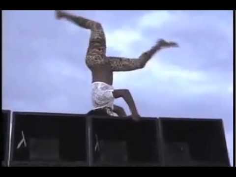 Jamaican Female Dancer fall off sound box / PSYCHO TANBAD 40 SHORTY SONG
