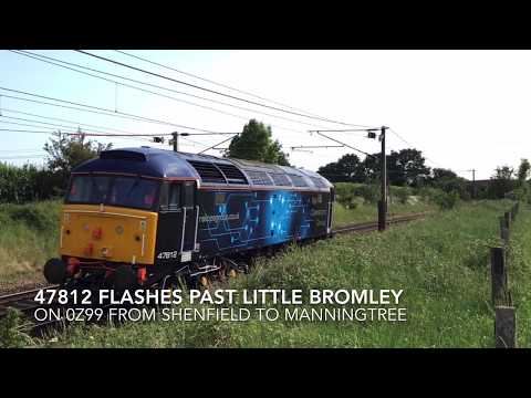 Rail Operations Group 47812 flashes past Little Bromley on 0Z99