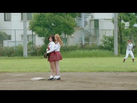t.A.T.u. in the Japaneese commercial of "Snickers"