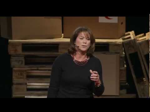 TEDxRC2 - Fiona Terry - Le paradoxe de l'aide humanitaire
