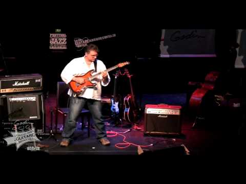 Grand Prix de Guitare de Montréal 2009 -- Carl Bastien