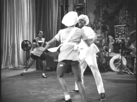 Hellzapoppin  Whitey's Lindy Hoppers (1941)