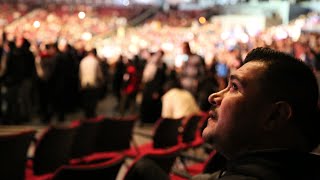 Yener Çevik - Bi Siyah Bi Beyaz - Kral Fest 2014 Özel Klip