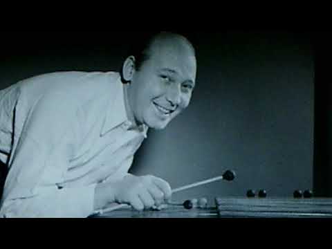 Kenneth "Red" Norvo and his Swing Sextette:  "I Got Rhythm"  (1936)