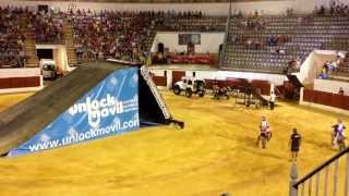 preview picture of video 'Exhibición de freestyle Villanueva del arzobispo 23 agosto 2013'