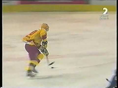 Dukla Trenčín - Slovan Bratislava 4:3, 31. 3. 2005, Semifinále, 3. Tretina, Gól Mariána Gáboríka