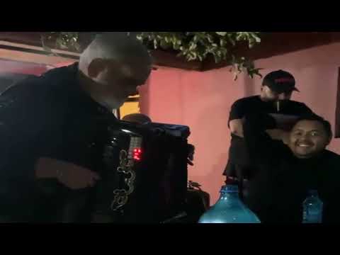 Leo de la Kuweit& Ionica Minune (Tata nu te las sa imbatranesti)