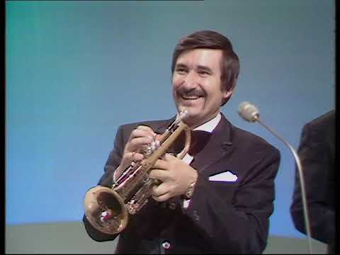 Kenny Ball and his Jazzmen - At the Jazz Band Ball