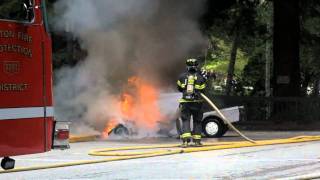 preview picture of video '2011-04-24 Mount Hermon Vehicle Fire'