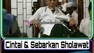 Download lagu SHOLAWAT YG MEMBUAT (ALM) KH MBAH MAIMUN ZUBAIR MENANGIS HARU mp3