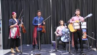 Un Canadien errant - A Wandering Canadian