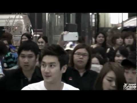 [HD Fancam]130307 Siwon at Suvarnabhumi airport back to Korea[13MKH]