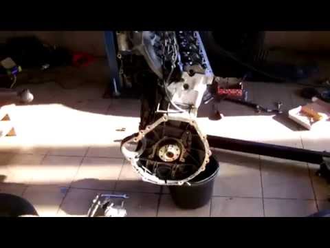 Wyjęty Silnik Samochodowy 🚗 Kafar Silnikowy w Akcji!