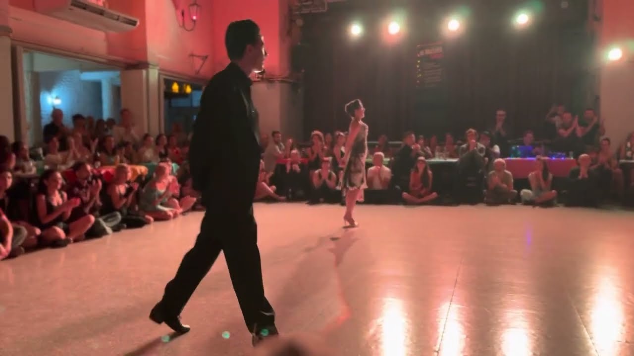 Carolina del Rivero y Ricardo Biggeri en El Motivo Tango (2do tema)