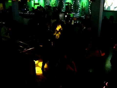 Head Shoulders Knees n Toes @ Bar Bluu