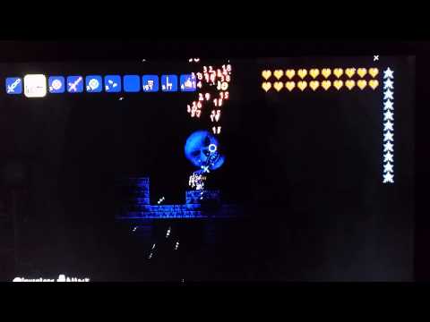 Terraria Xbox 360: Megashark is boss