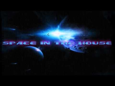 Alex Predator - Space In The House (Luuroosa Remix)