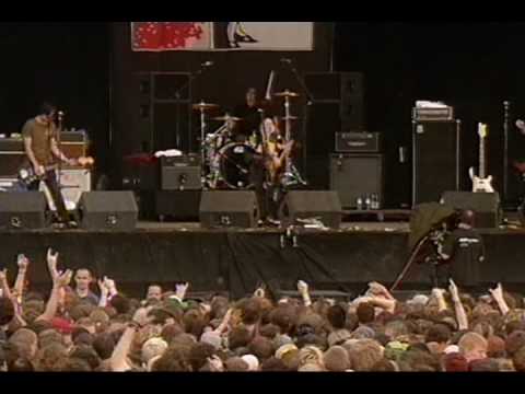 The Distillers No Love Lost Reading Festival 2004 Joy Division Cover