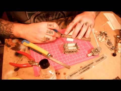 Kustom Building with Black Gobbo