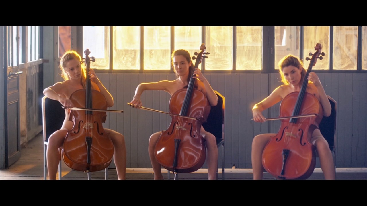 Miniature de la vidéo VIVE LA CRISE ! bande-annonce officielle du film Vive la crise !