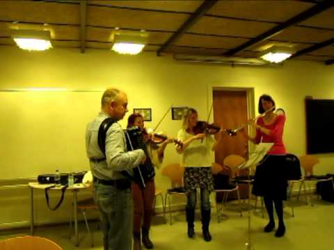 "Dobbelt Op" - "Den Runde sekstur" Danish folkdancemusic
