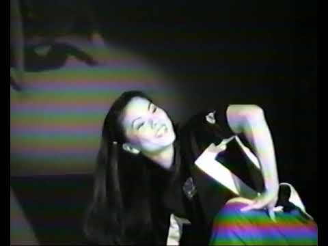 UK CHAMPS '98   BUFFALO GALS SHOW