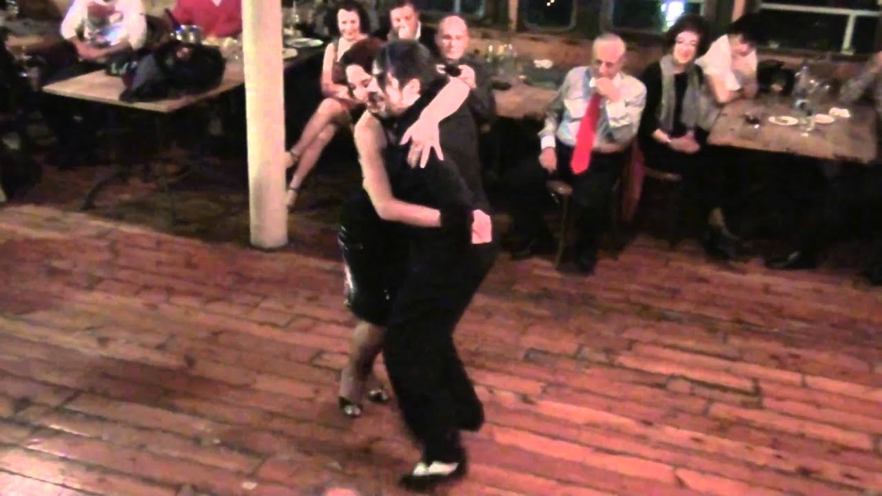 Graciela Guerriera y Osvaldo Pérez - "La Cumparsita"