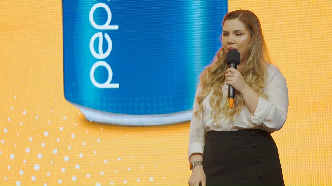 How brands influence your life  | Cătălina Țurcanu | TEDxValeaTrandafirilor