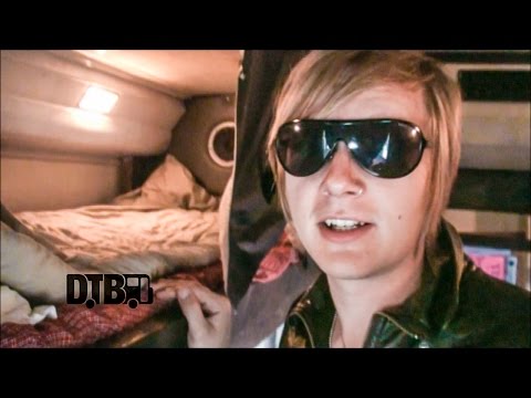 The Alumni Club - BUS INVADERS (The Lost Episodes) Ep. 81
