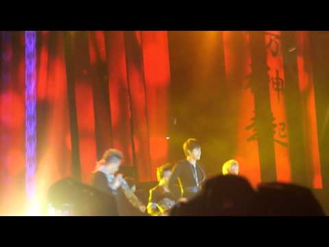 (fancam) 121111 KPOP Sydney Fest TVXQ 1