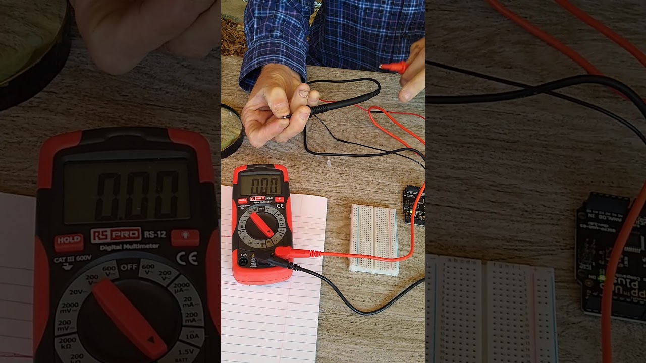 Simple Circuit Lab 1- Aaron Sledge