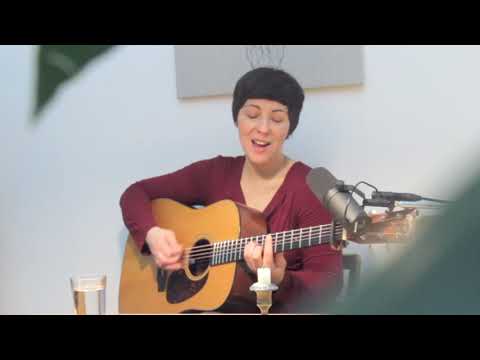 Jeanette Hubert – Finding Love (Unplugged @ Home)