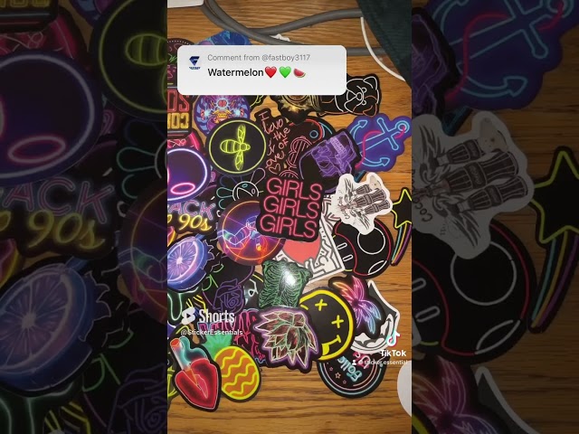 Vídeo relacionado con 200 Pegatinas Infantiles, Adolescentes y Adultos, Stickers Neon Bonitas, Impermeable Vinilo Pegatinas para Botella Agua, Ordenador Portatil, Skateboard, Maletas, Laptop, Ipad, Guitarra, Fiambrera, etc