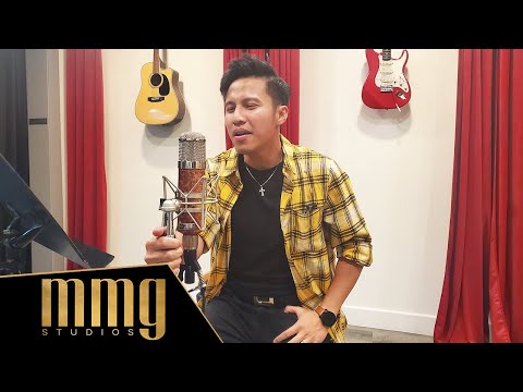 Thể hiện bởi Đức Tân