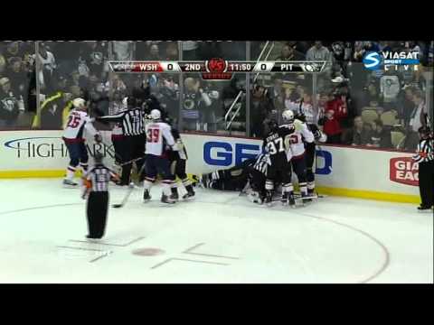 [HD] Matt Bradley hit Matt Cooke ( Capitals & Penguins) NHL Feb 21, 2011