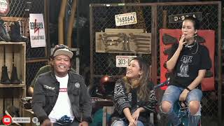 Download lagu SISINDIRAN SUNDA , SULE ,BUDI DALTON, DOEL SUMBANG, SABRINA SAMEH ,KRISTIN mp3