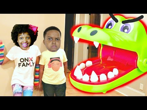 TOY CROCODILE vs Shiloh and Shasha - Onyx Kids