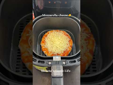 Let's try Cheese Burst Pizza in Air Fryer🫣 #shorts #viral #trending #youtubeshorts #ytshorts #reels