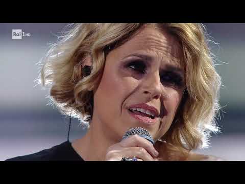 Tosca canta "Luna Diamante" - Una storia da cantare 22/02/2020