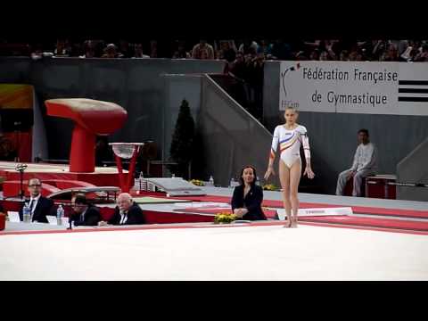 Chelaru Diana ROM FX EF Bercy 2011