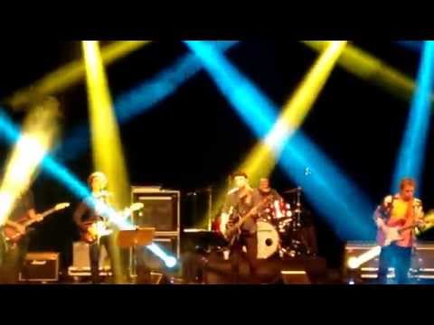 Rodrigo Santos & Andy Summers - Every Little Thing She Does Is Magic -17.11.2014