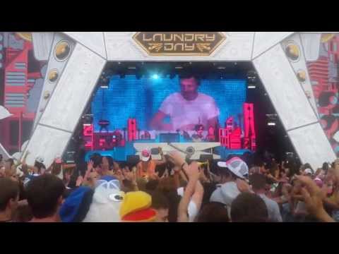Martin Solveig @ laundry day 2013