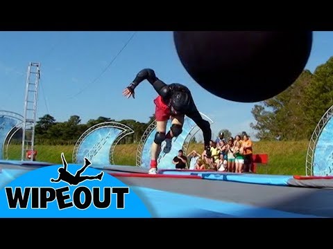 Not quite right ???????? | Total Wipeout Official | Full Episode