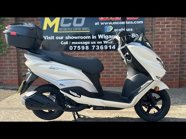 Burgman 125  UB 125 LNM M6