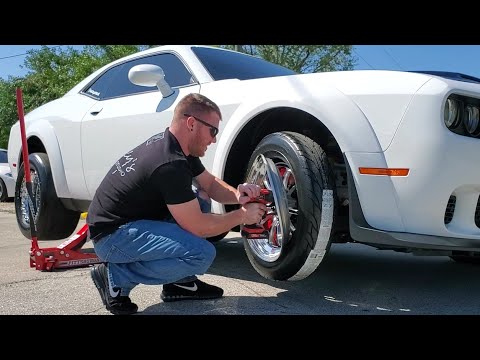 Installing Weld Racing front runners for my Hellcat part 2