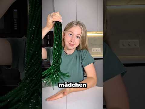 This girl spends 10 hours on a bag... The result is insane! 😱🛍️