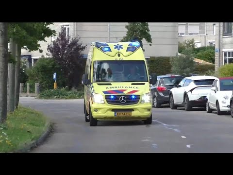 16X Ambulance Witte Kruis Post Velsen-Zuid met spoed onderweg in Velsen